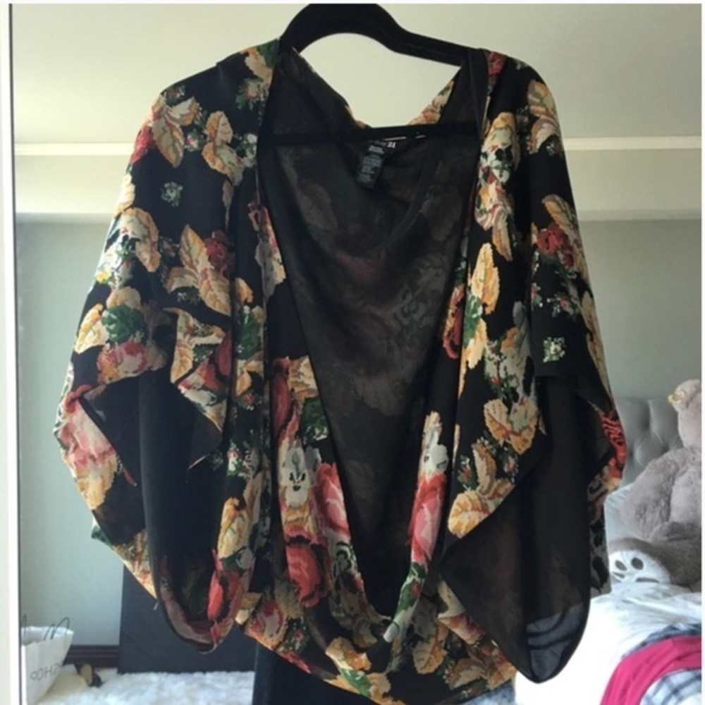 Forever 21 kimono top floral duster jacket